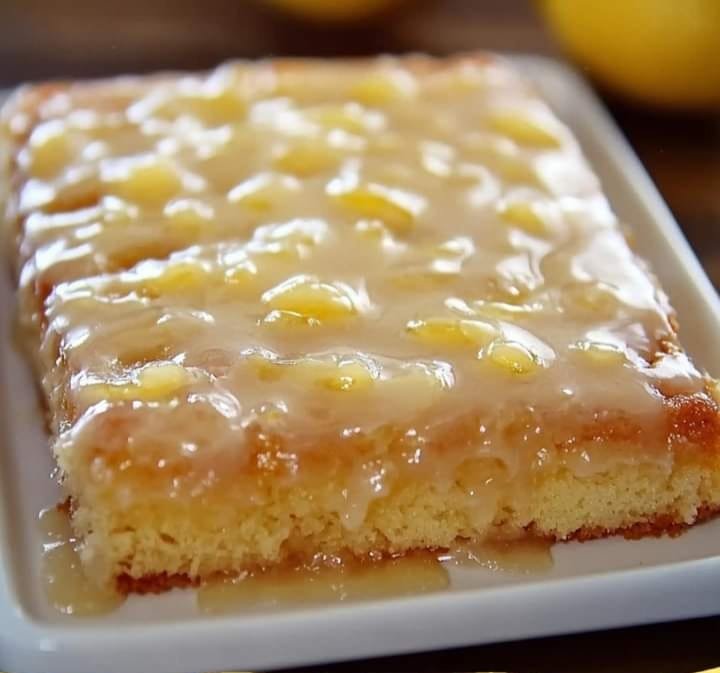 A Lemon Cake to Die For