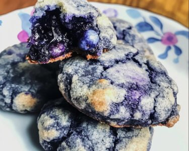 Blueberry Crinkle Cookies prepared at home with simple ingredients and clear steps.
