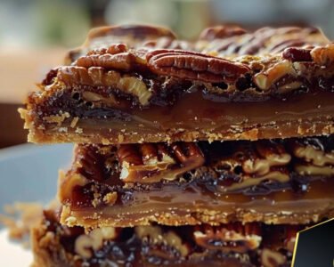 Pecan Pie Bar prepared at home with simple ingredients and clear steps.